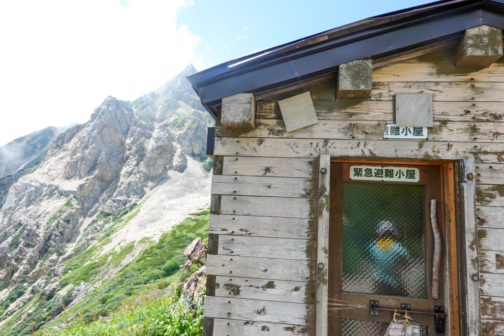 白馬岳・避難小屋