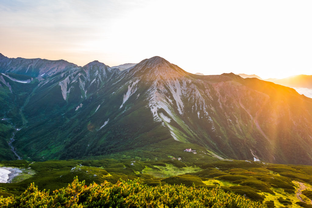 裏銀座・三俣蓮華岳山頂から鷲羽岳