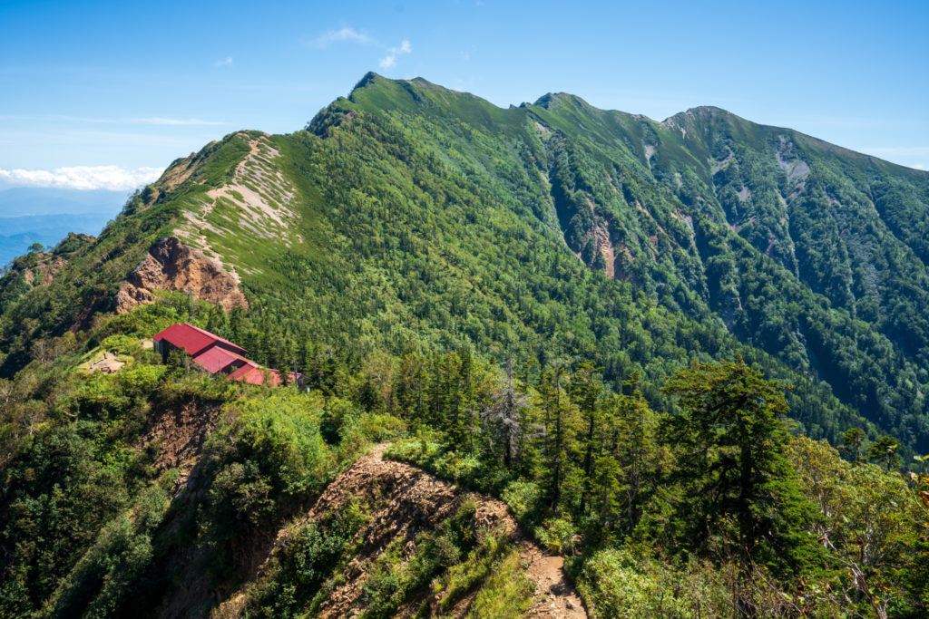 鹿島槍ヶ岳・爺ヶ岳・冷池山荘(テント場)付近からの爺ヶ岳