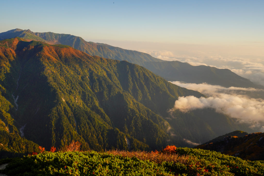 空木岳・雲海と木曽駒ヶ岳
