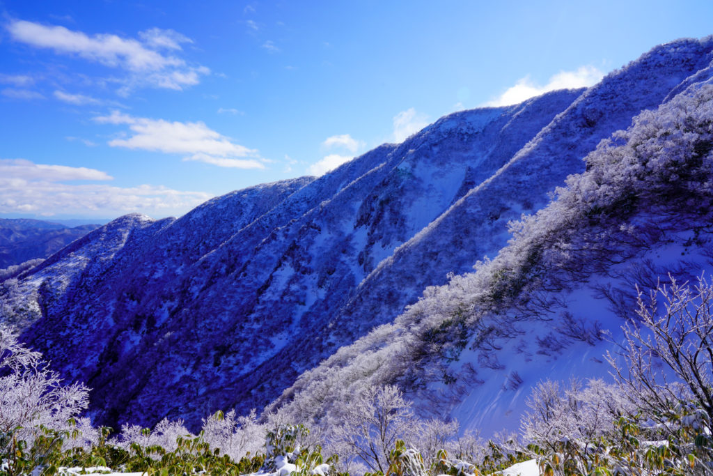 積雪期・荒島岳・新・下山コースの稜線