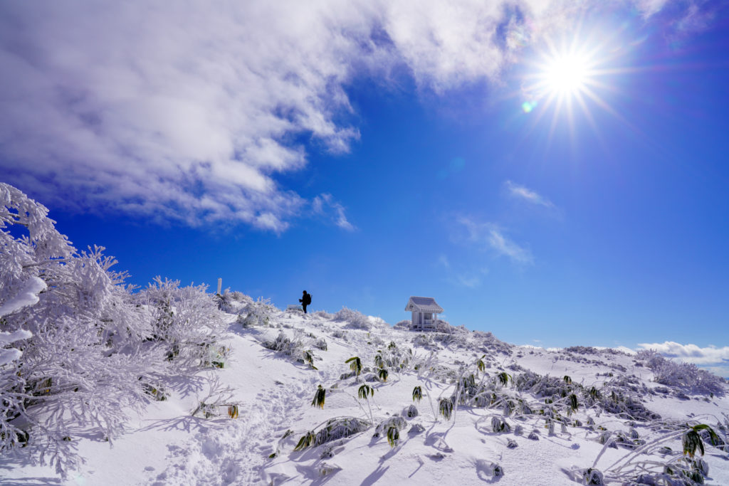 積雪期・荒島岳・荒島神社の社が見えた!