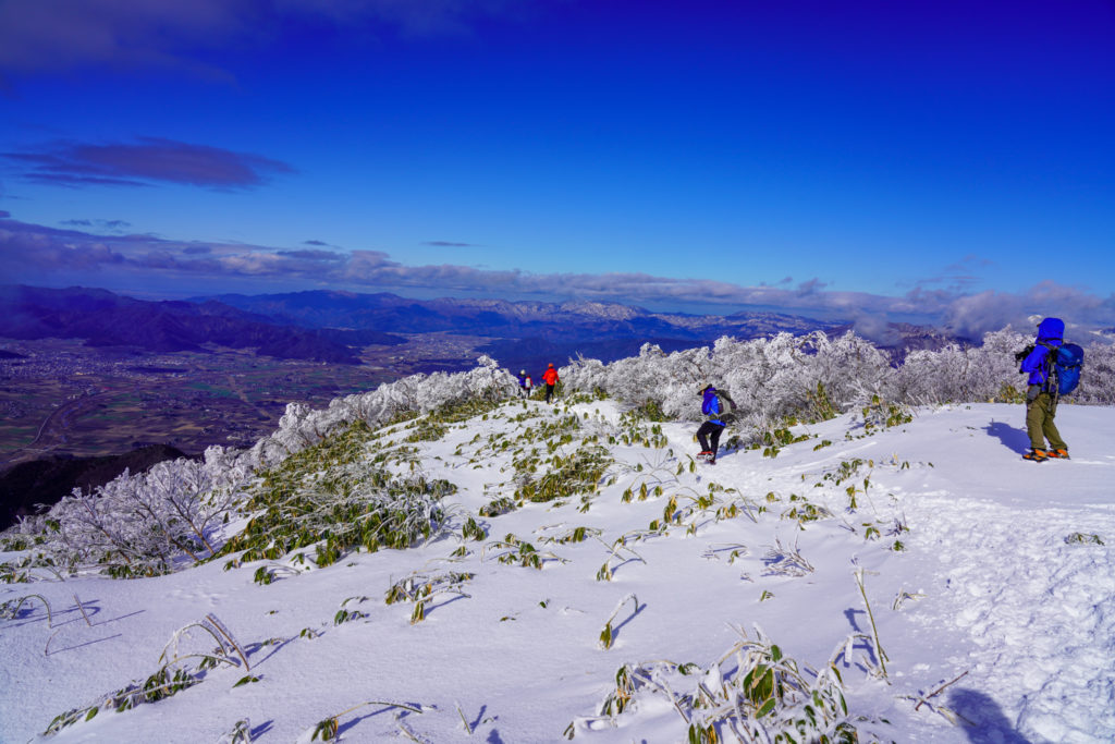 積雪期・荒島岳・荒島岳、下山を開始