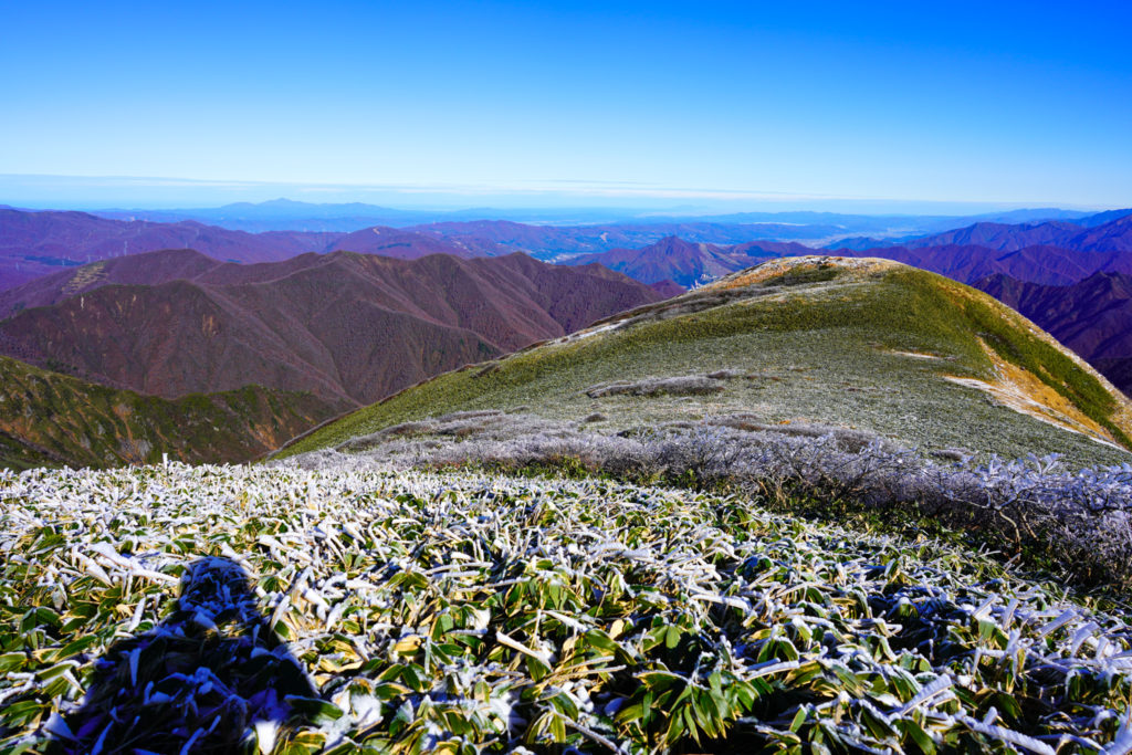 平標山・仙ノ倉山・仙ノ倉山山頂からの景観