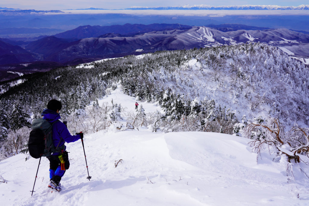 厳冬期・四阿山・下山を開始
