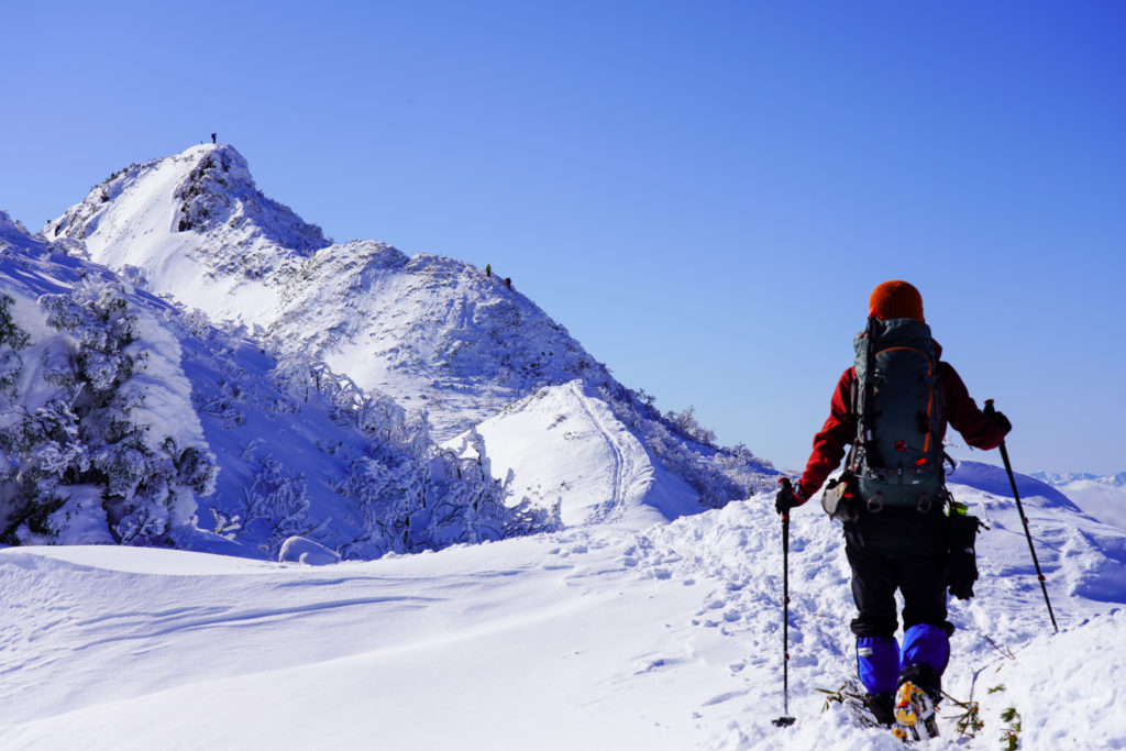 厳冬期・武尊山・剣ヶ峰山・快晴の2020m