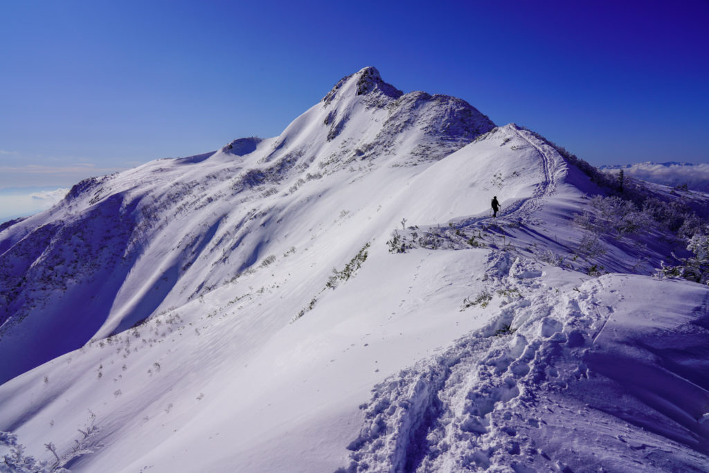 厳冬期・武尊山・剣ヶ峰山・鳳凰のような剣ヶ峰山