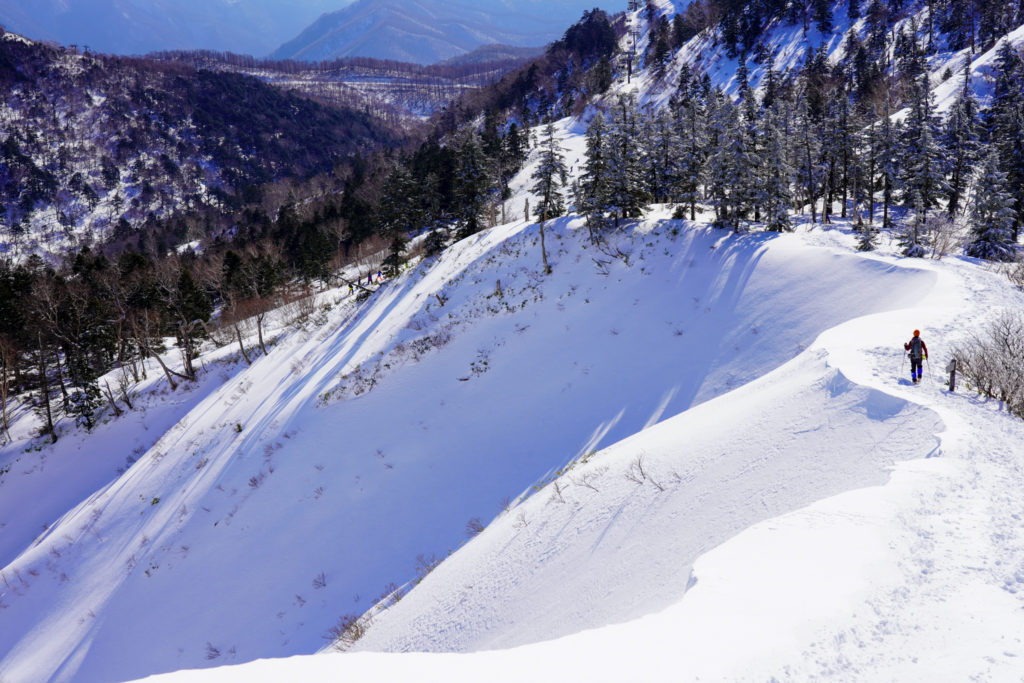 厳冬期・武尊山・剣ヶ峰山・川場スキー場へ下山、その2