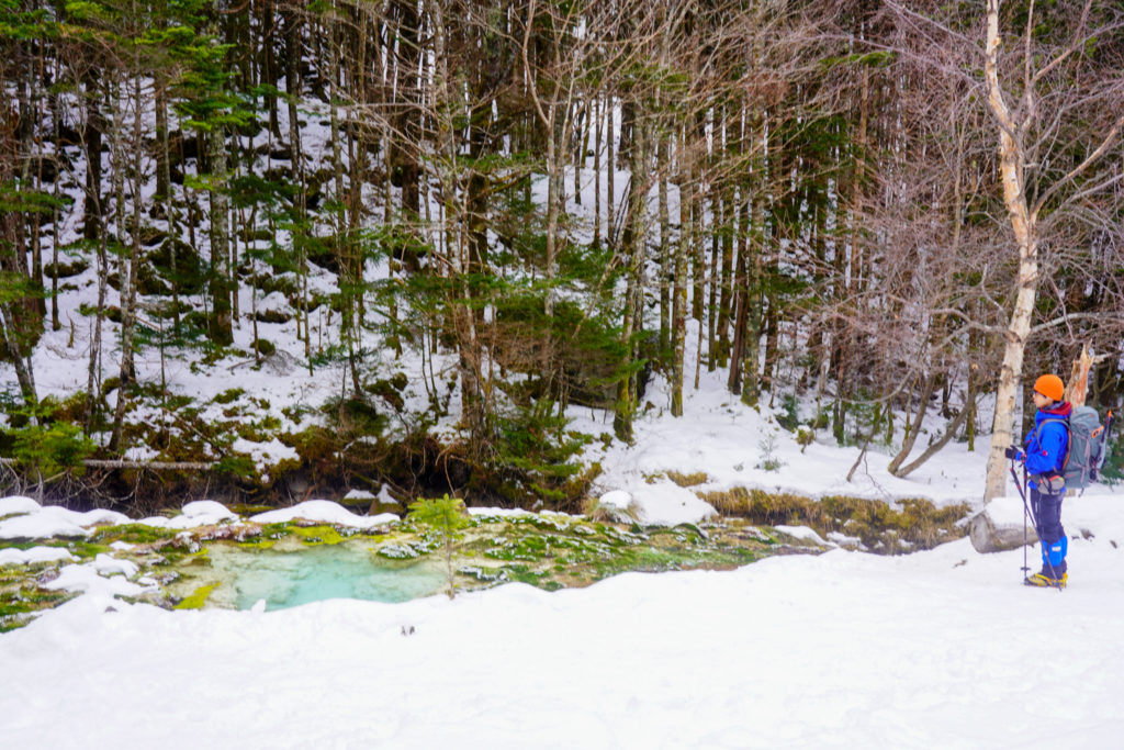 厳冬期・天狗岳・唐沢鉱泉の源泉