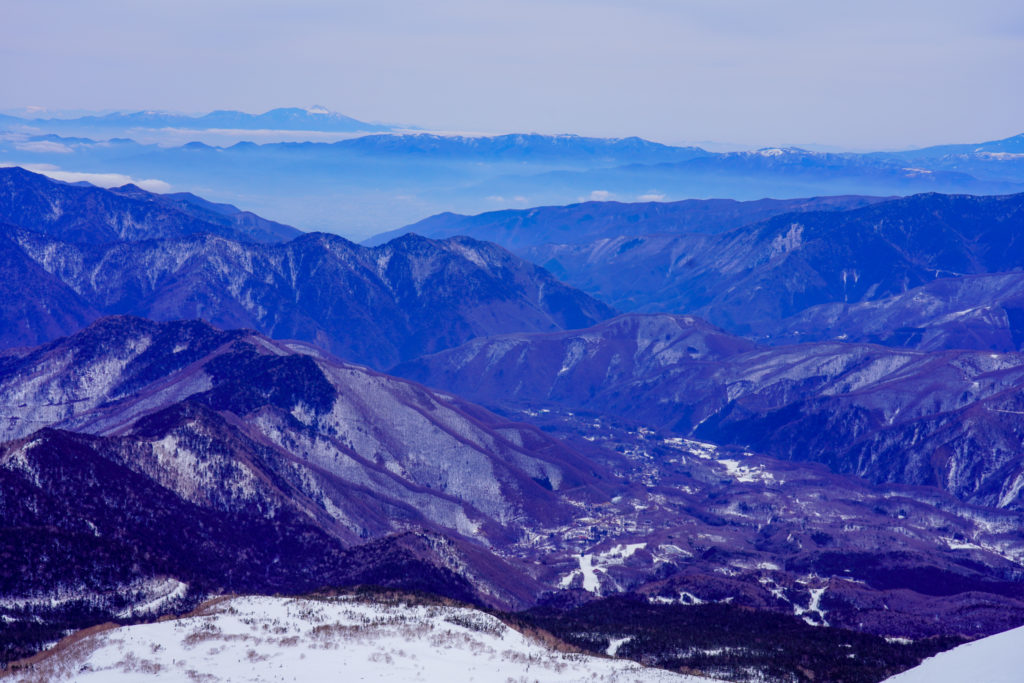 無雪期・乗鞍岳・乗鞍高原方面を望む