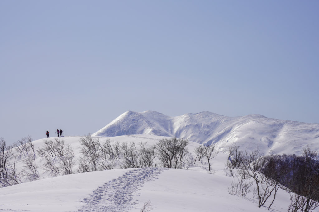 残雪期・東谷山・日白山・平標に近づいて行く