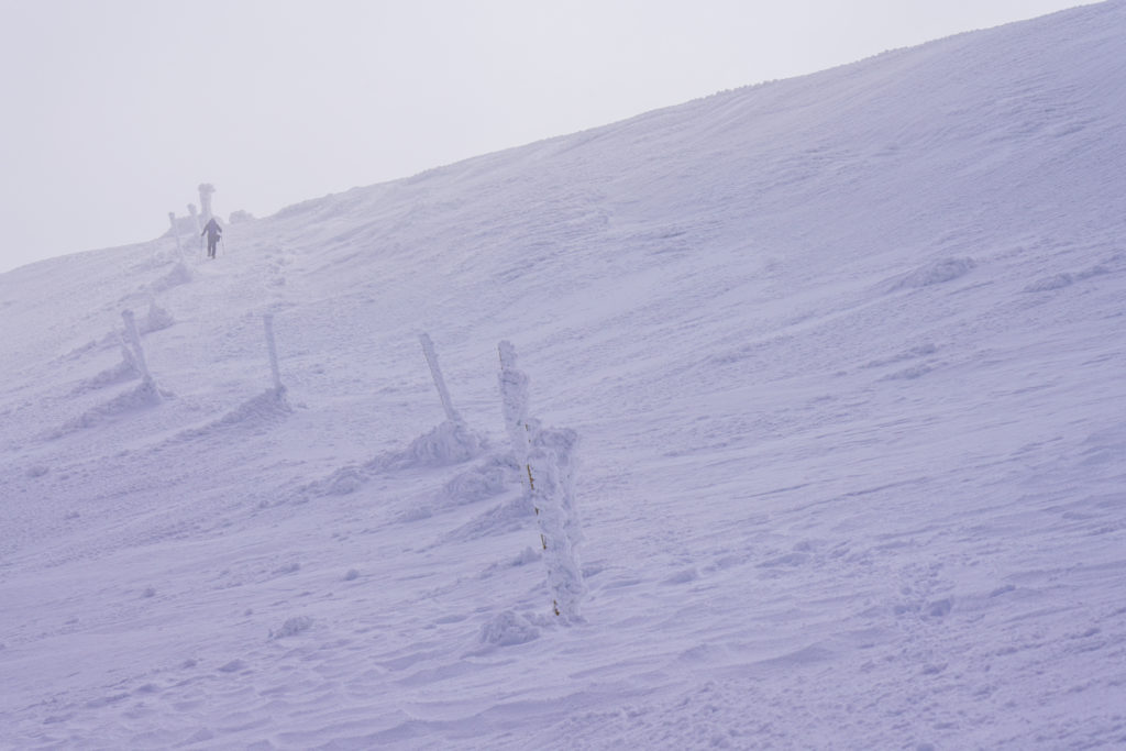 残雪期・蔵王山(熊野岳・刈田岳)・再びの虚無、氷の柱に導かれて