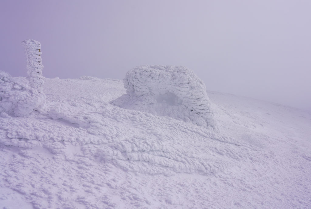 残雪期・蔵王山(熊野岳・刈田岳)・熊野岳避難小屋