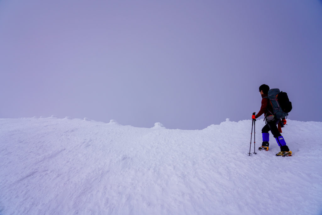 残雪期・蔵王山(熊野岳・刈田岳)・熊野岳山頂へ