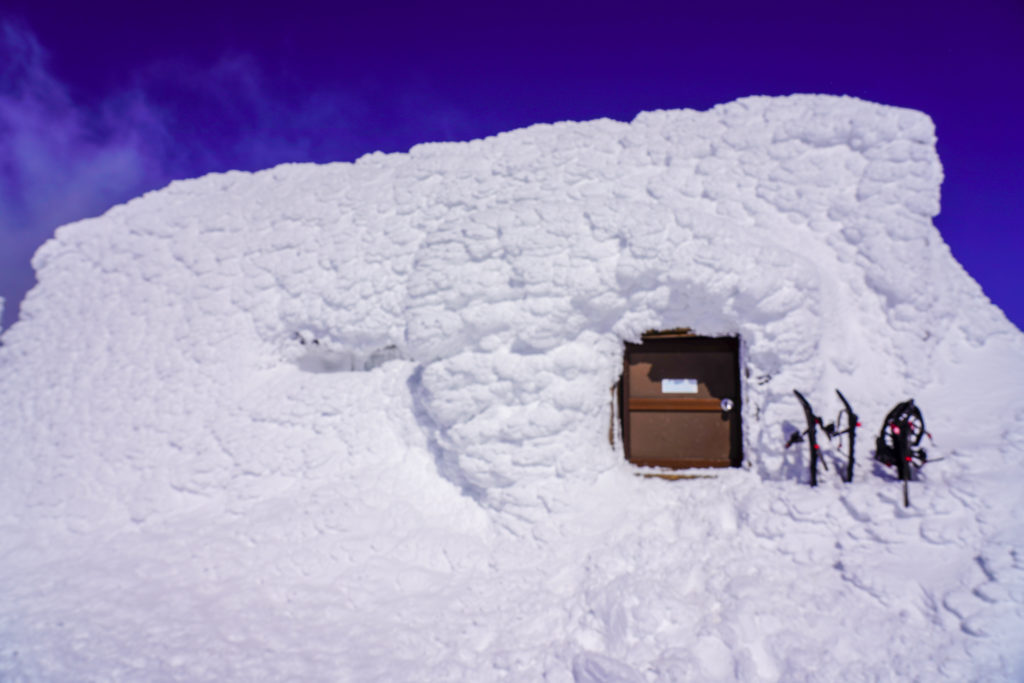 残雪期・蔵王山(熊野岳・刈田岳)・熊野岳避難小屋