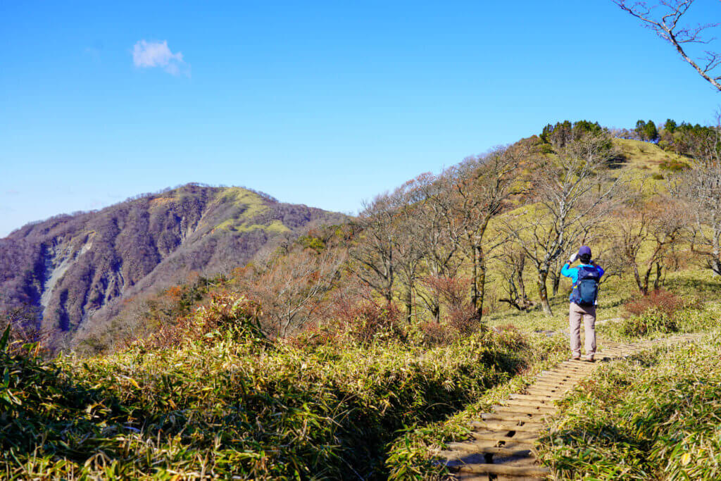 塔ノ岳・丹沢山・おそらく竜ヶ馬場(りゅうがばんば)